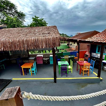 Pousada Agua Marinha-Familias & Pets อังกราโดสเฮย์ส ภายนอก รูปภาพ